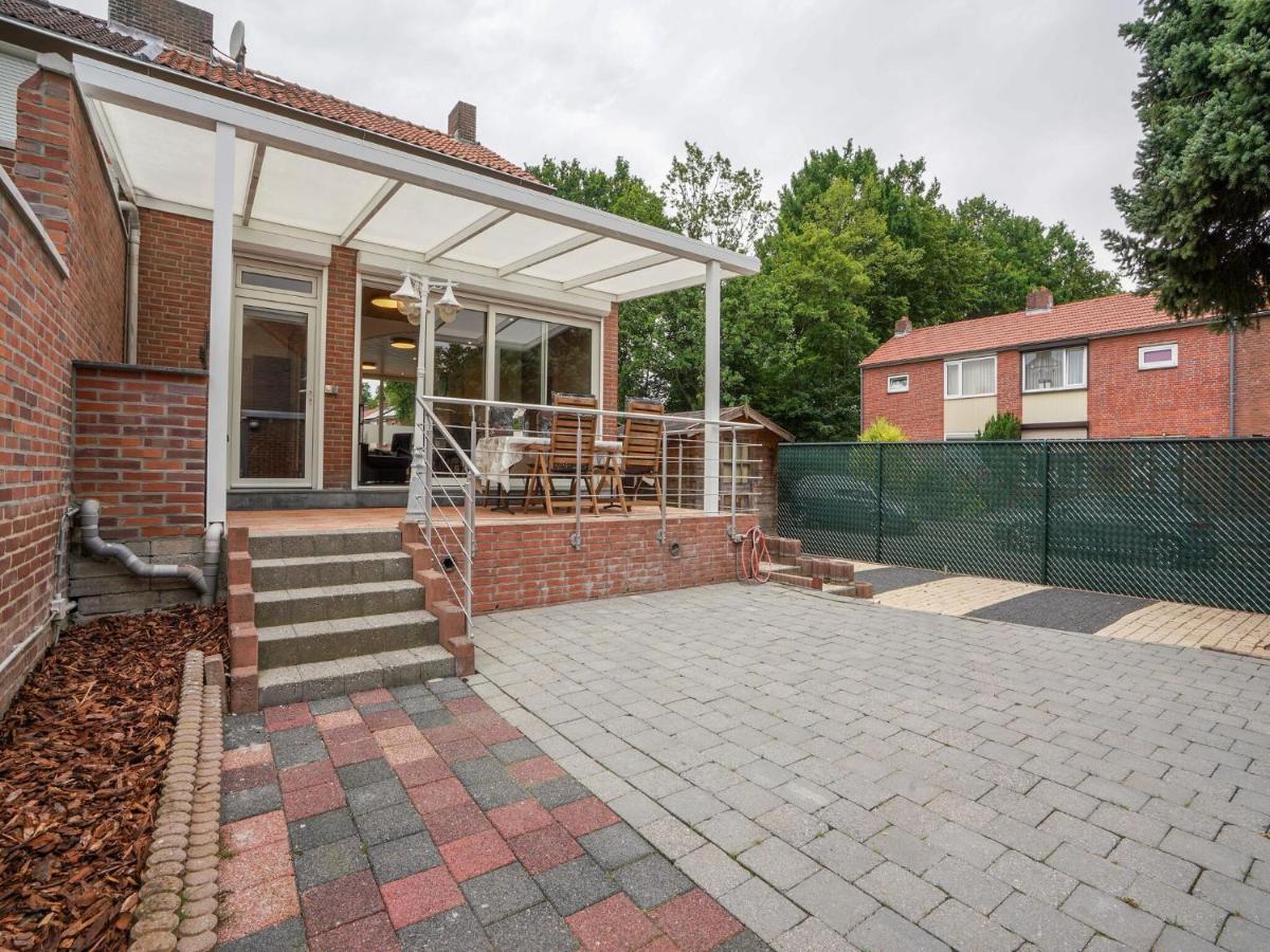 Terraced House In Kerkrade With A Garden Villa Exterior photo